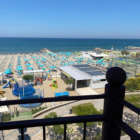 Residence Roxy Misano Adriatico Luaran gambar