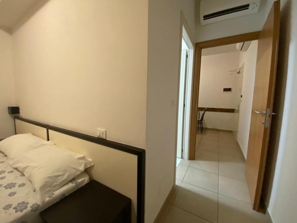 Residence Roxy Misano Adriatico Luaran gambar