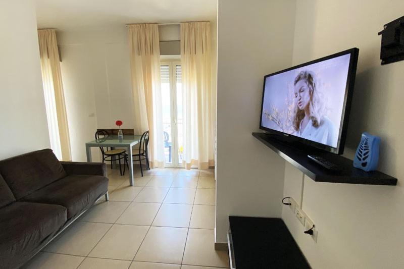Residence Roxy Misano Adriatico Luaran gambar