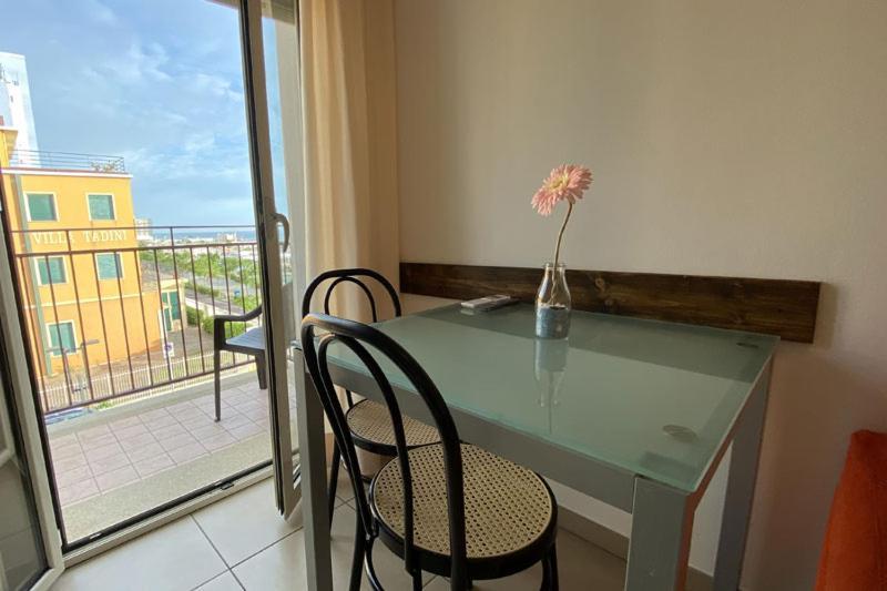 Residence Roxy Misano Adriatico Luaran gambar